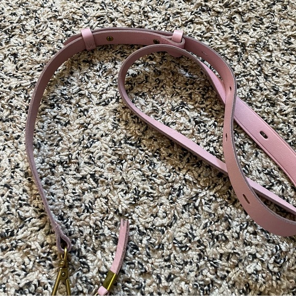 Madewell Transport Shoulder Crossbody Bag in Warm Thistle - Picture 3 of 16